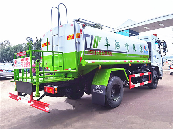 高品質(zhì)D3L灑水車(chē)